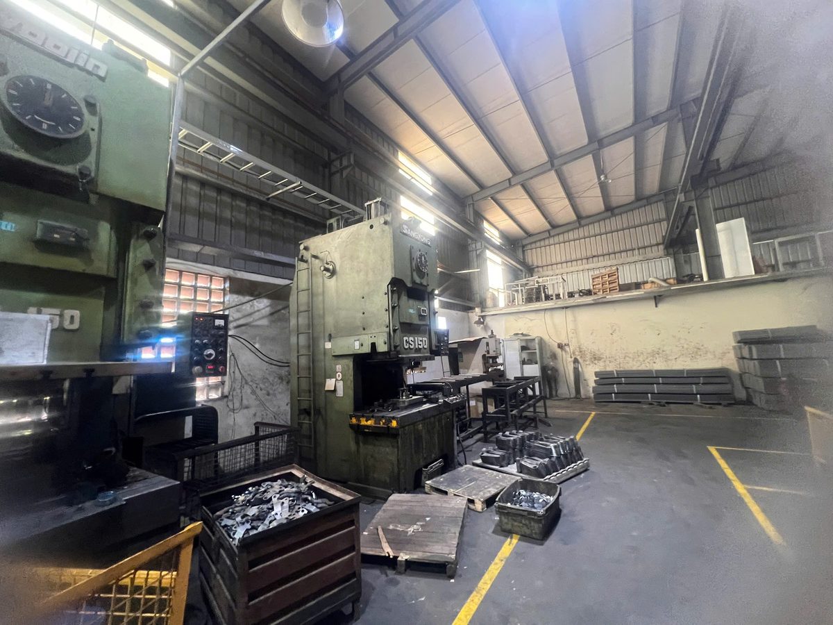 150-ton Stamping Press Machine 1